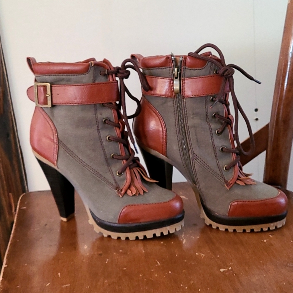 Army Green Heeled Boots